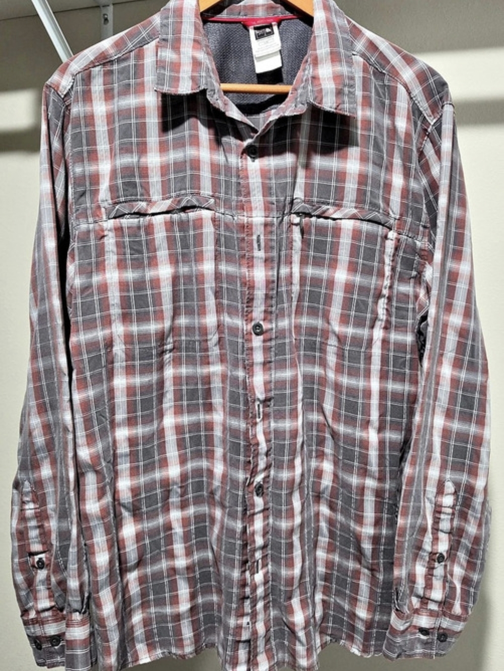 The North Face Men's Plaid Button Down Shirt Size Large